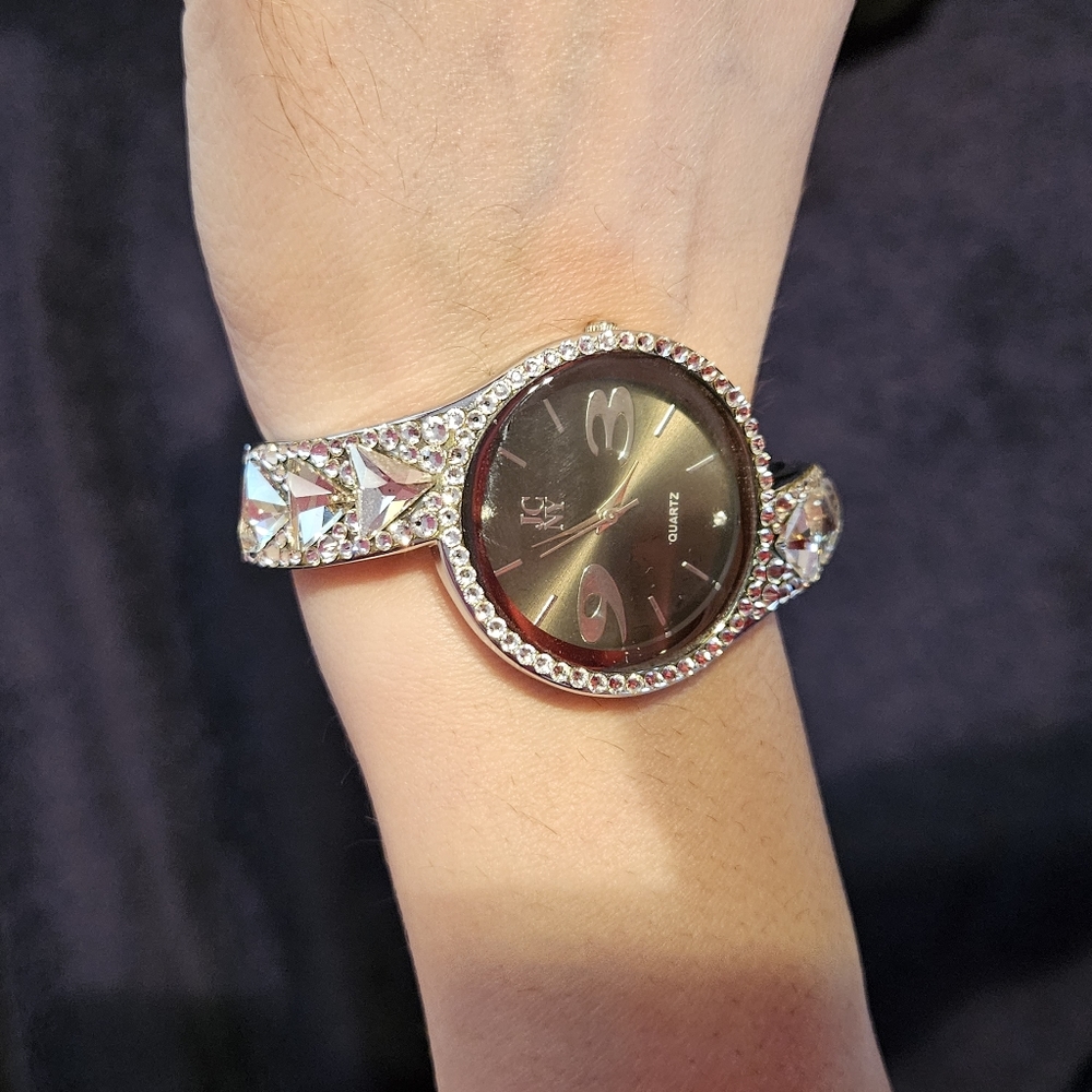 Jimmy Crystal Watch - Picture 4 of 4